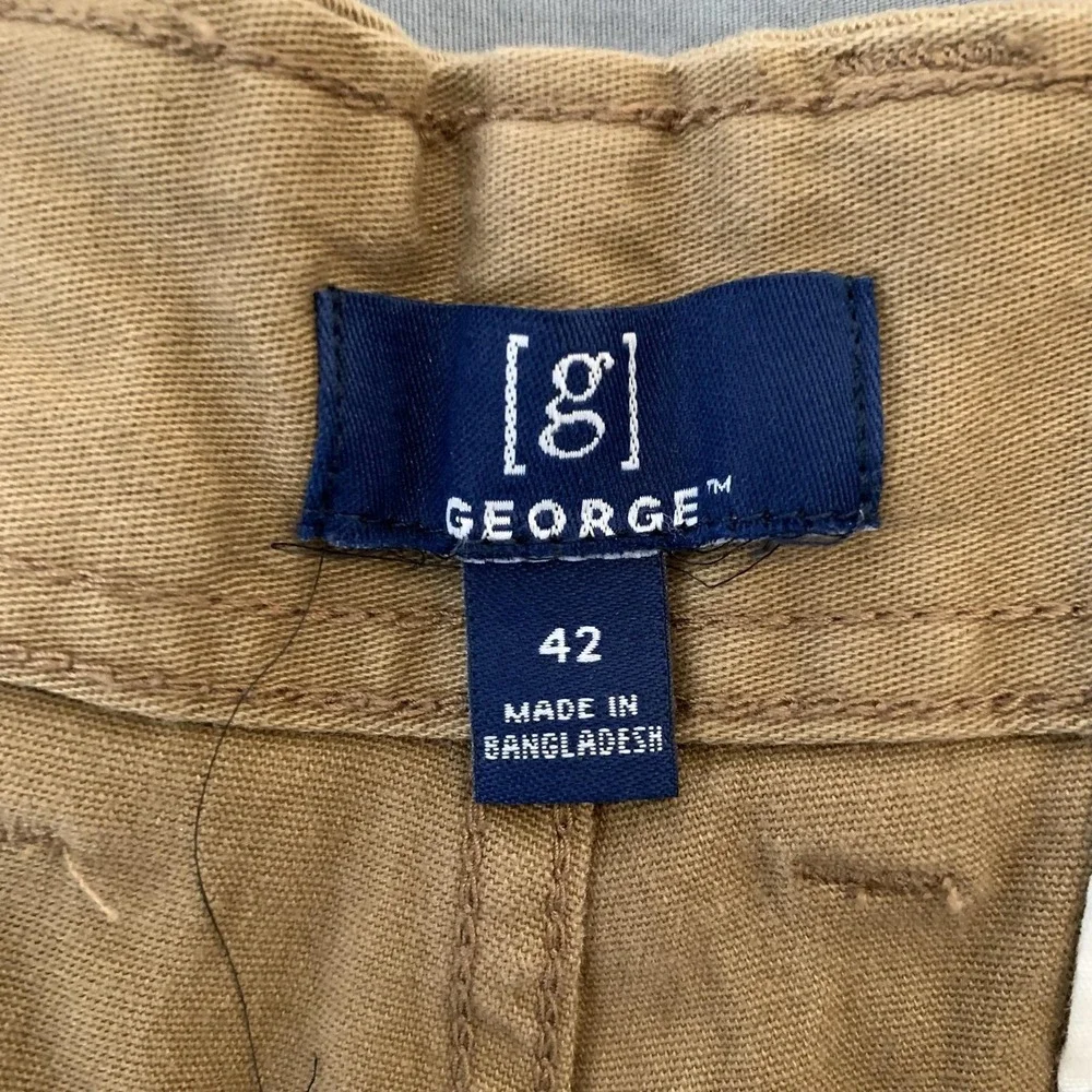 Cargo Shorts Mens 42 Brown Stretch 10 Inch Inseam Utility Pockets Outdoors NWT